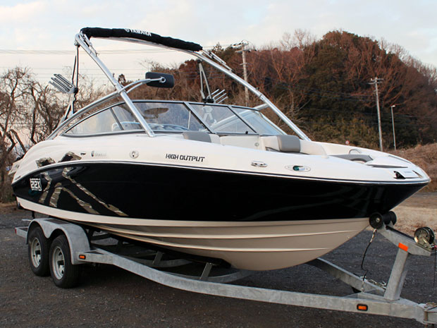���Ã{�[�g YAMAHA 212X 320HP_2