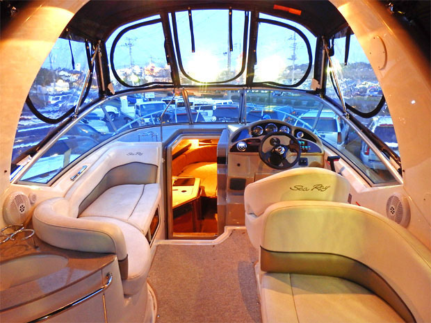 ���Ã{�[�g SEA RAY 260 SUNDANCER_10
