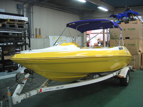 ���Ã{�[�g Sea Ray F16XR_1