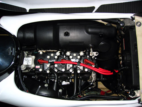 ���ÃW�F�b�g�X�L�[ YAMAHA MJ-GP1200R_2
