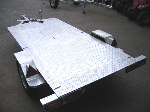 ���Ãg���[���[ MT-34�� �}���`�g���[���[_1