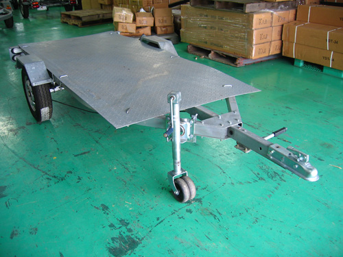 ���Ãg���[���[ MT-34�� �}���`�g���[���[_2